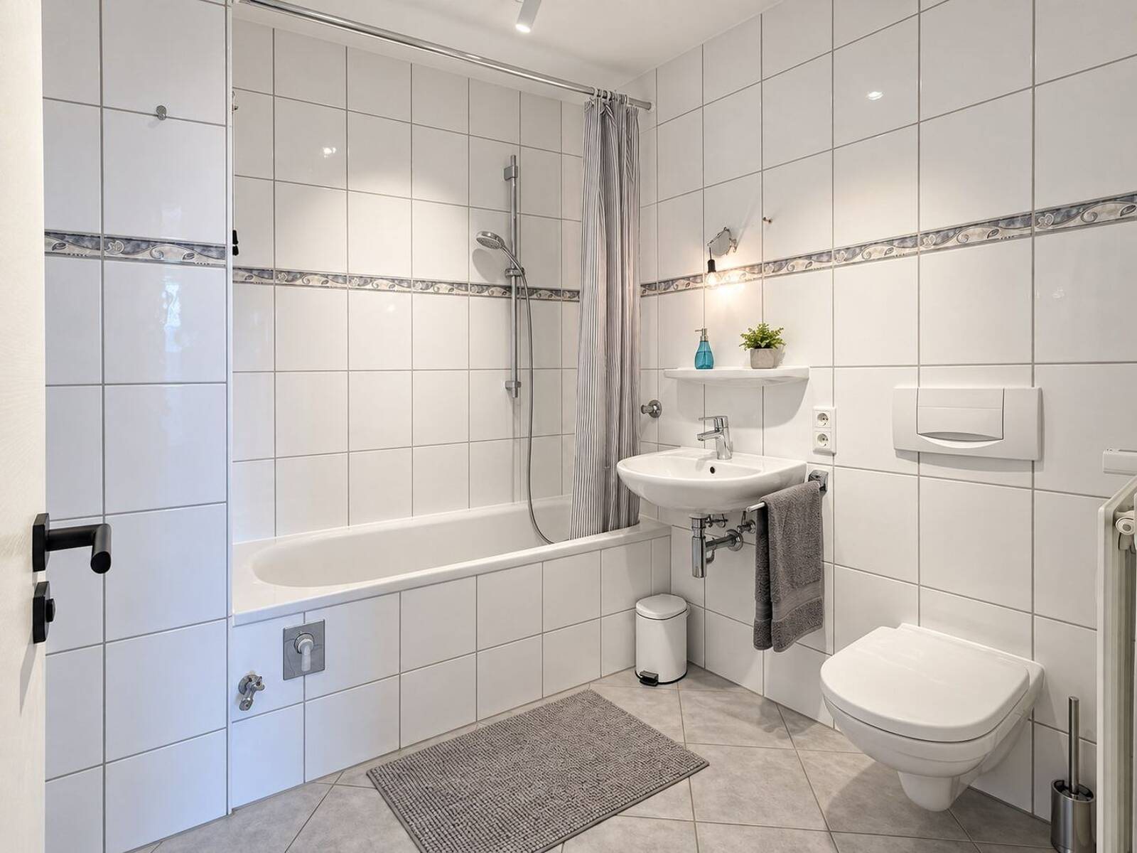 Wellnessoase mit Badewanne